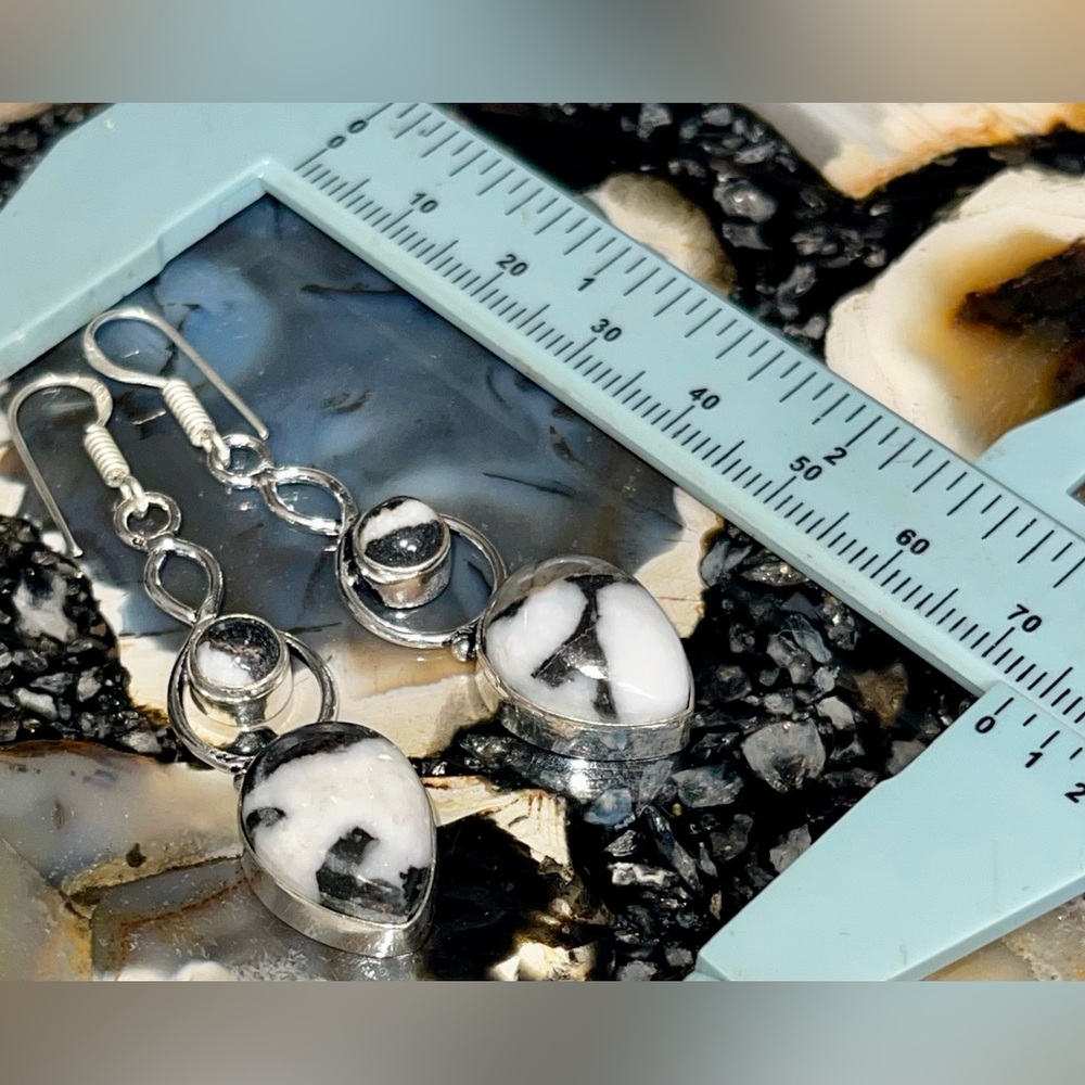 White Buffalo Turquoise Earrings 2 1/2” - Picture 15 of 17